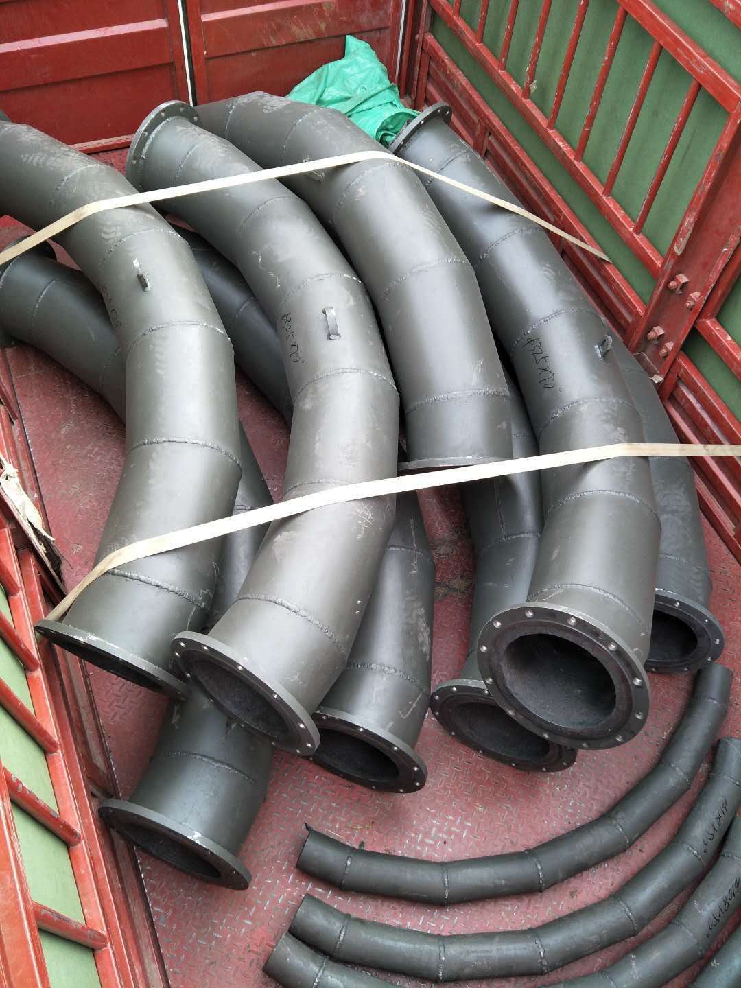 復(fù)合陶瓷耐磨彎頭